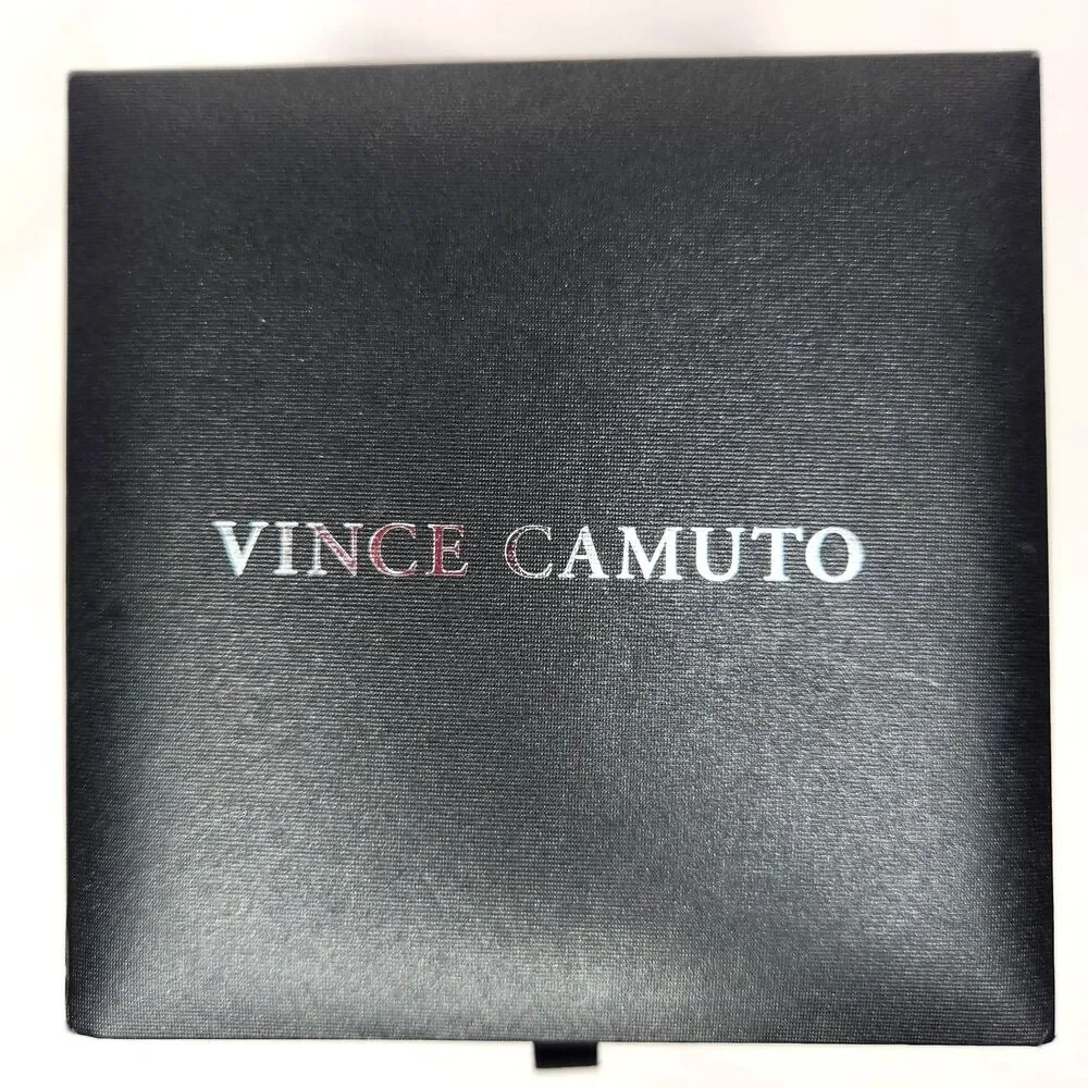 Vince Camuto discover elegance